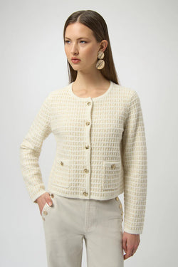 Veste courte crème texturée à boutons décoratifs Joseph Ribkoff – Modèle 254938