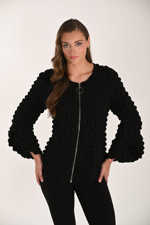 Veste Texturée Bulles Zip Frank Lyman (261614) — pour la femme qui porte la texture comme un bijou, qui zippe d’un geste et qui choisit le noir quand elle veut être remarquée sans couleur