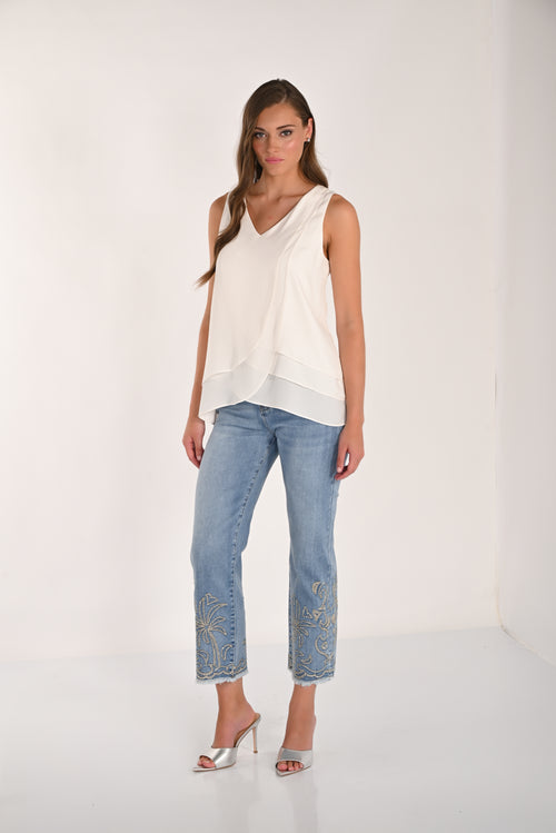 Jean coupe droite bleu clair à broderies palmiers en strass argentés – 261621 – Un jean signature glamour et tropical – Frank Lyman