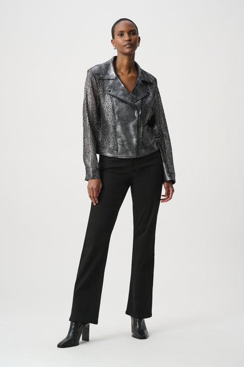 Veste Moto Similicuir Métallisé Gun Metal Joseph Ribkoff – Black Gun Metal | SKU 262902W26 | Pour la femme qui ose le rock chic luxueux | Soirées, Cocktails & Street style premium | La pièce statement de la saison automne 2026