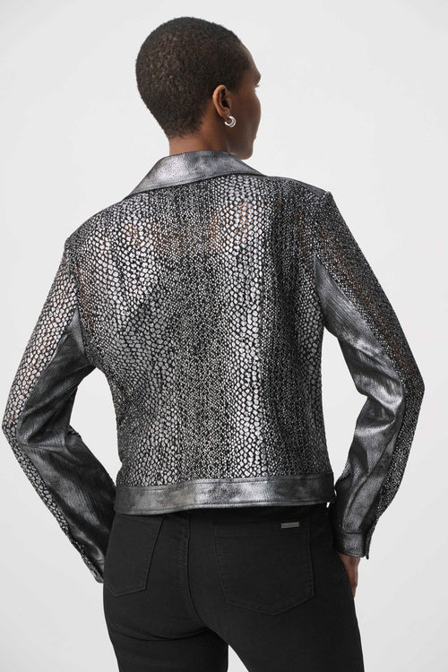 Veste Moto Similicuir Métallisé Gun Metal Joseph Ribkoff – Black Gun Metal | SKU 262902W26 | Pour la femme qui ose le rock chic luxueux | Soirées, Cocktails & Street style premium | La pièce statement de la saison automne 2026
