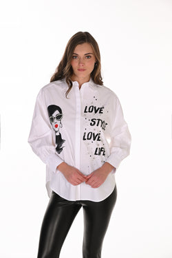 Chemise Oversize Graphique Love Style Frank Lyman 263766 — La chemise qui affiche la couleur — et le style — sans retenue