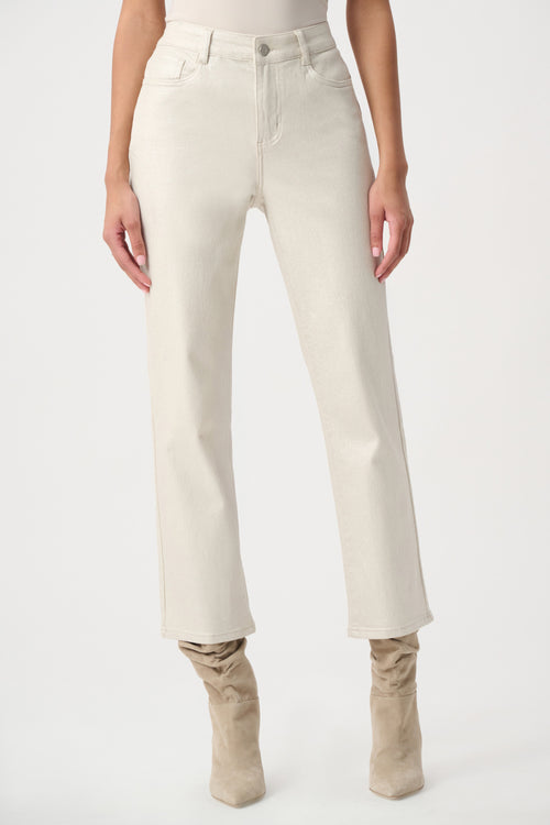Jean Straight-Leg Taille Haute Crème Ivoire Denim Stretch Bouton Argenté Joseph Ribkoff – Coupe Droite Épurée Allongeante | SKU 264913 | Le jean neutre luxueux de la saison