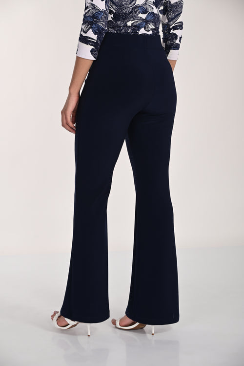 Pantalon en tricot Frank Lyman 266014 – pour la femme active, idéal pour le travail, le quotidien chic et les occasions soignées