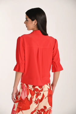 Veste zippée rouge à manches avec poches poitrine Frank Lyman 266045 – Style audacieux et élégance moderne pour la femme contemporaine, du bureau aux sorties chic