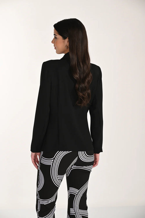 Veston noir élégant à bouton unique Frank Lyman 266301 – Coupe structurée et sophistiquée pour la femme moderne, du bureau aux occasions spéciales