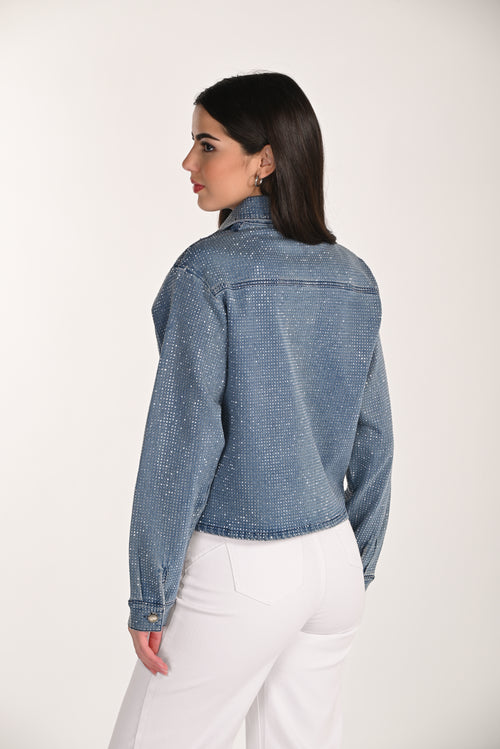 Veste Denim Strass Bleu Clair Frank Lyman (266509) — pour la femme qui transforme le casual en spectacle, qui l’enfile sur un jean blanc et qui choisit les strass quand elle veut briller sans en faire trop