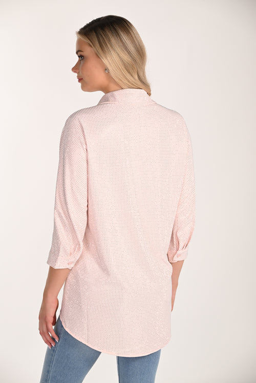 Haut tissé blush Frank Lyman à manches 3/4 et col chemise, conçu pour une silhouette élégante et fluide – Modèle 266514