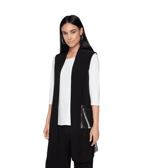 Veste Longue Ouverte Sans Manches à Détail Contrastant Noir Compli K 36552 — Pour la femme au style personnel, parce que ses lignes structurent la tenue, au bureau sur une blouse ou en sortie avec un pantalon droit