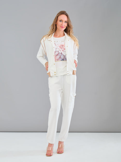 T-shirt Tricotto 56233 blanc imprimé floral rose relief pour femme – Féminin et raffiné, parfait pour quotidien, sorties et été