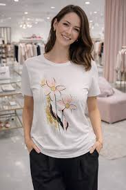 Haut Tricotto 56425 – T-shirt féminin à motif floral, idéal pour le quotidien et les tenues décontractées chic