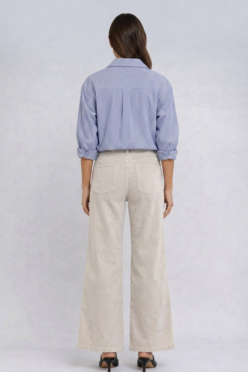 Pantalon Velours Côtelé Wide Leg Beige Chocolat Foncé BC-002 — Glissez-le avec une chemise rayée bleue pour le bureau, un pull cachemire ivoire le weekend, ou un blazer écru pour un chic parisien sans effort