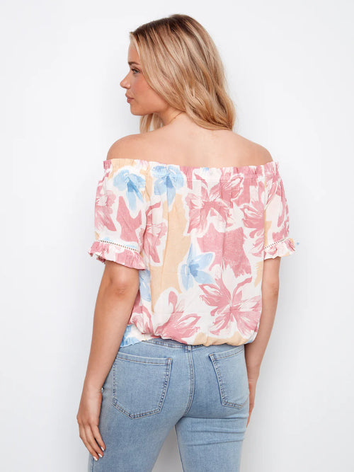 Haut Charlie B C4554PR-808B-P971 imprimé floral encolure bardot pour femme – Romantique et féminin, parfait pour sorties, vacances et occasions
