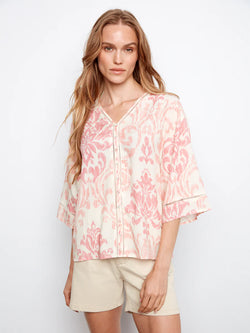 Blouse fluide imprimé Evelyn rose pour femme – Charlie B C4616RR-634A-P228 | Haut chic manches kimono | Pour la femme moderne | Parfait pour le bureau et les sorties
