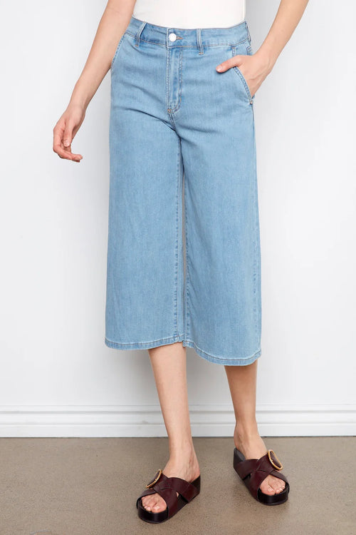 Pantalon denim large pour femme – Charlie B C5761-300C-140 | Jean léger coupe ample style culotte | Pour la femme moderne qui recherche confort et élégance | Parfait pour le quotidien, les sorties ou les voyages
