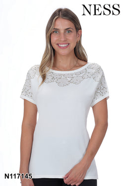 Haut Ness N117145 blanc détails dentelle pour femme – Élégant et romantique, parfait pour quotidien, sorties et occasions