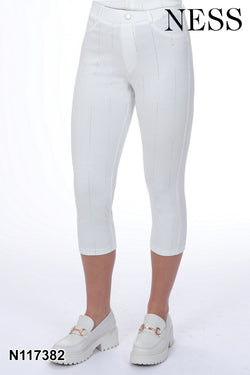 Pantalon Ness N117382 capri blanc cassé détails paillettes pour femme – Élégant et raffiné, parfait pour quotidien, sorties et vacances