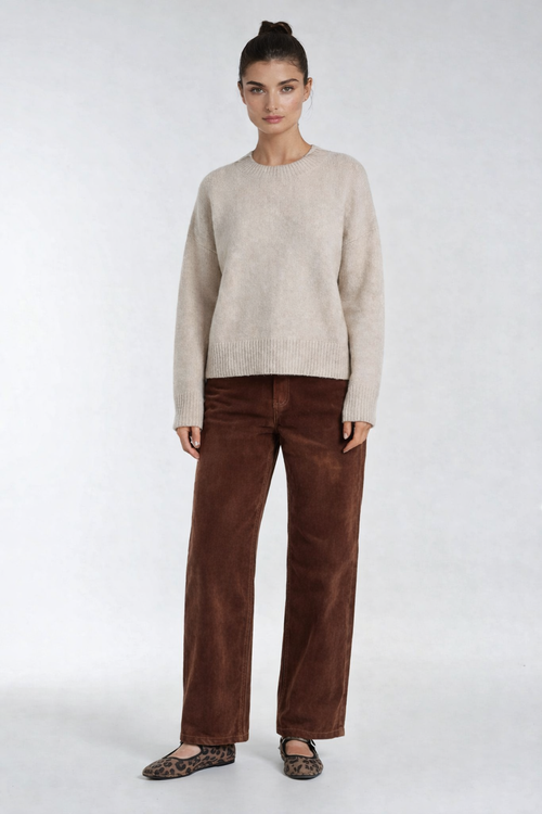 Pantalon Velours Côtelé Wide Leg Cannelle Olive Vin Carreli PR-158 — Portez-le avec un pull ivoire et des mocassins dorés au bureau, un blazer marine en soirée ou un manteau camel le weekend