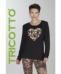 Haut Tricotto T-425 noir imprimé cœur décoratif pour femme – Moderne et distinctif, parfait pour quotidien, sorties et occasions