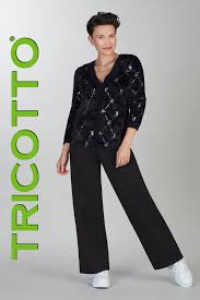 Haut noir Tricotto à manches longues avec motifs brillants graphiques, conçu pour un style moderne et soigné – Modèle T-358