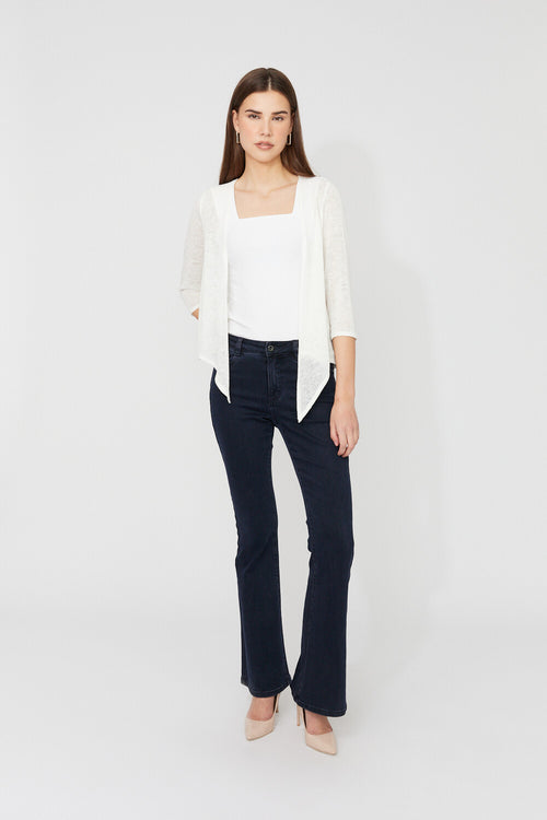 Haut léger ivoire pour femme – Compli K 36057 | Cardigan ouvert à nouer style élégant et fluide | Pour la femme moderne qui aime les superpositions raffinées | Parfait pour le bureau, les sorties ou les soirées
