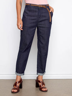 Pantalon Charlie B C5755-542C-9100 bleu profond avec ceinture pour femme – Élégant et polyvalent, parfait pour quotidien, bureau, sorties et occasions
