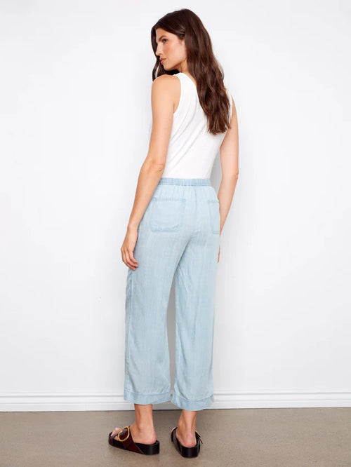 Pantalon Charlie B C5768-578C-140 tencel jambe large bleu pâle pour femme – Léger et confortable, parfait pour quotidien, sorties et week-end