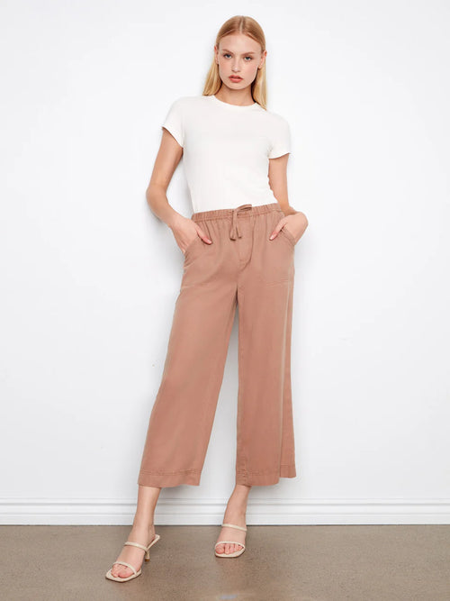Pantalon Charlie B C5768-589C-173 tencel jambe large désert pour femme – Léger et confortable, parfait pour quotidien, sorties et week-end