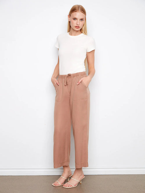 Pantalon Charlie B C5768-589C-173 tencel jambe large désert pour femme – Léger et confortable, parfait pour quotidien, sorties et week-end