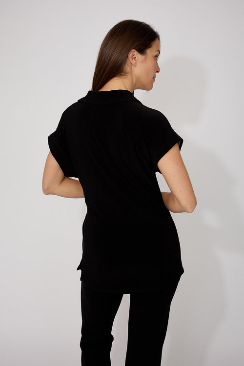 Haut à imprimé graphique noir et blanc avec effet drapé Frank Lyman 266238 – Élégance sculpturale pour la femme moderne, du bureau aux événements chic