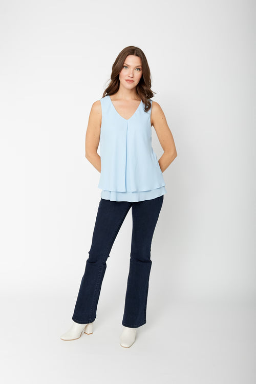 Camisole Frank Lyman 61175 structurée et raffinée pour femme – Élégante et professionnelle, parfaite pour bureau, occasions et soirées