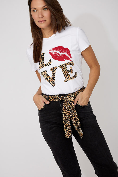 T-shirt blanc Frank Lyman à manches courtes avec imprimé LOVE et motif lèvres, conçu pour un style audacieux et moderne – Modèle 266530
