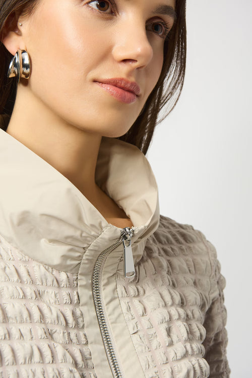 Haut Joseph Ribkoff 253070 texturé pierre de lune fermeture éclair pour femme – Élégant et raffiné, parfait pour bureau et occasions