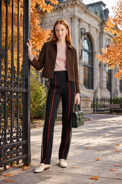 Look rose poudré et chocolat au marché Maisonneuve