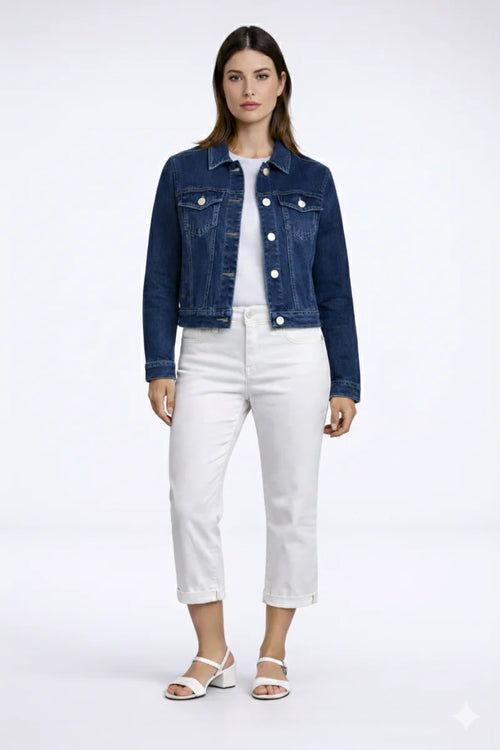 Veston en denim Carelli T2037 pour celle qui s’habille avec intention, se distingue avec aisance et rayonne à chaque occasion